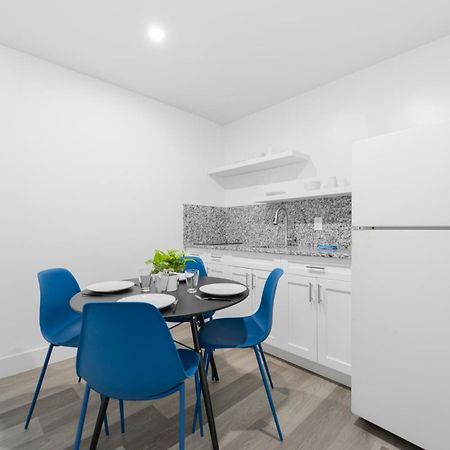 Radiant Unit With Parking And Pool - M26 Apartment Hollywood Bagian luar foto