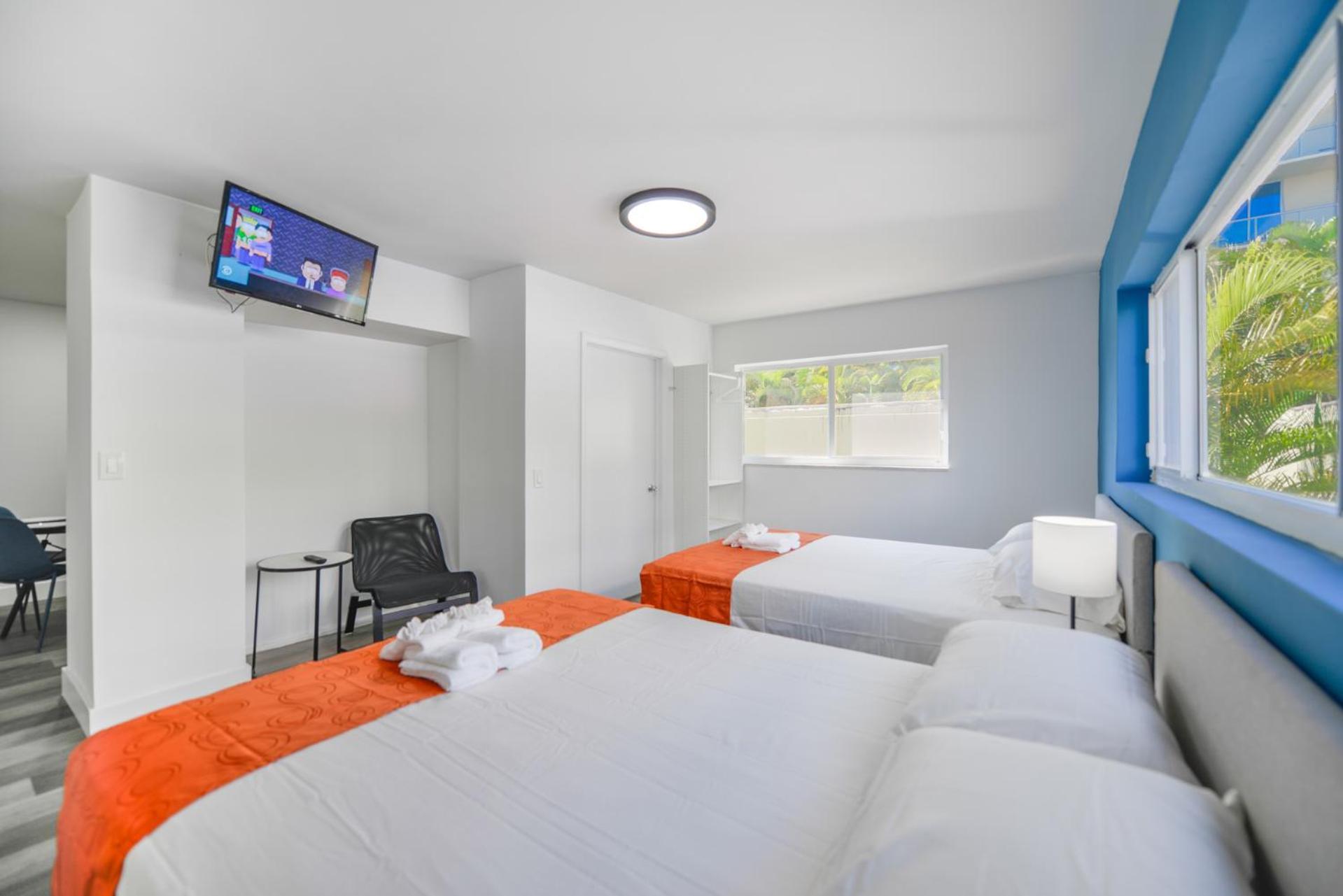 Radiant Unit With Parking And Pool - M26 Apartment Hollywood Bagian luar foto