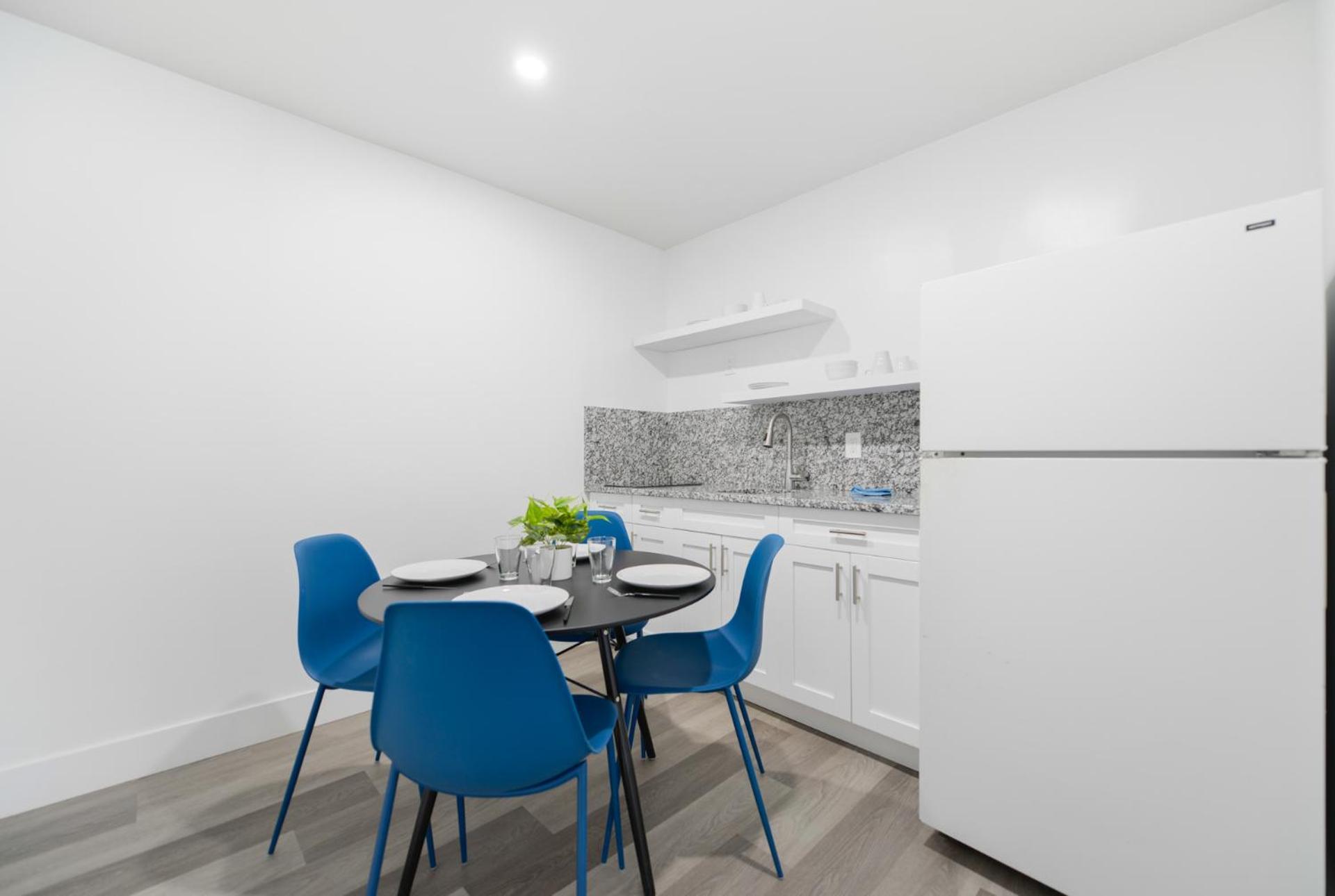 Radiant Unit With Parking And Pool - M26 Apartment Hollywood Bagian luar foto